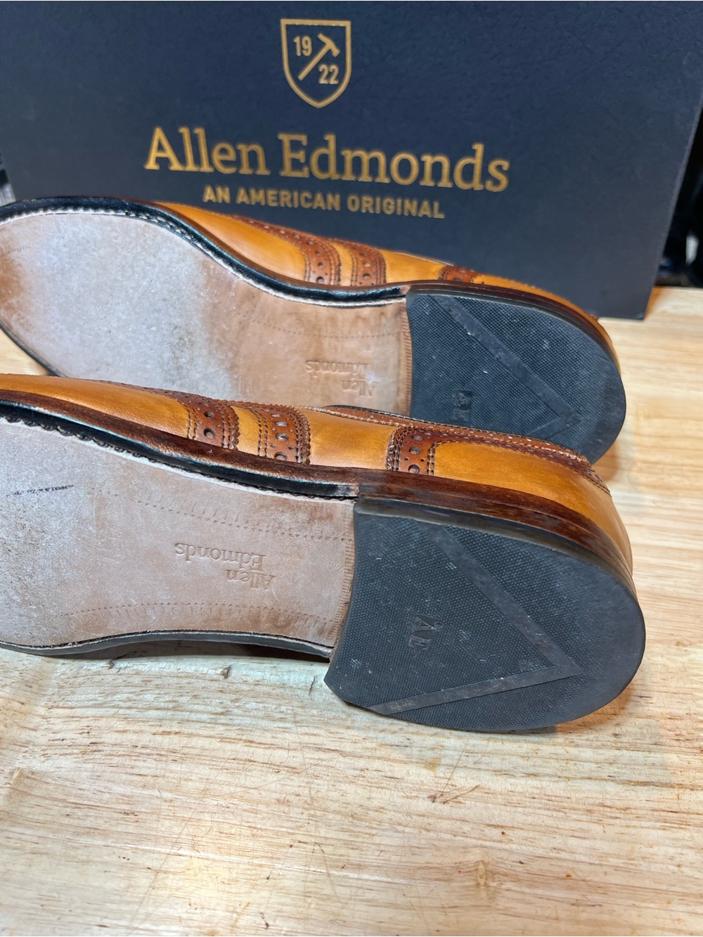 Allen Edmonds Two-Tone Brown Wingtip Oxfords - Picture 14 of 16